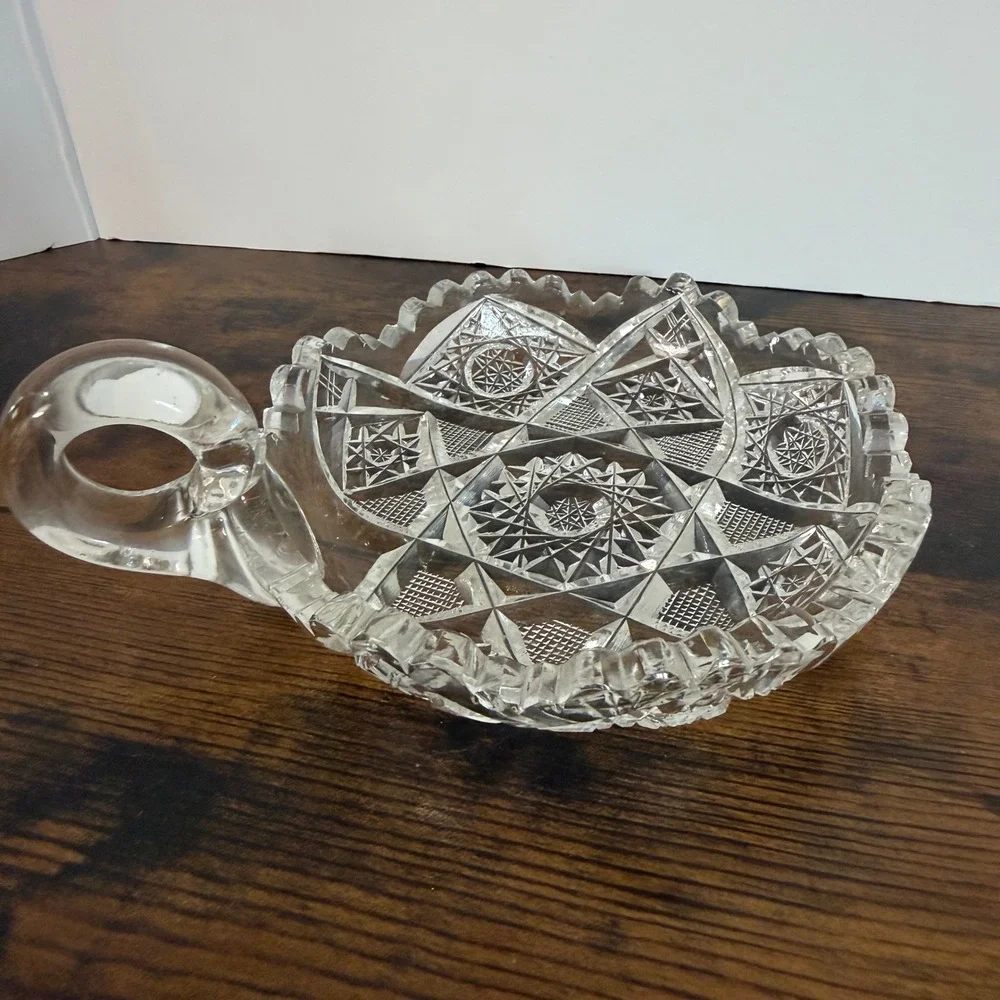 Vintage Cut Glass Nappy Dish Pinwheel Star Pattern Finger Handle Candy Bowl 6in